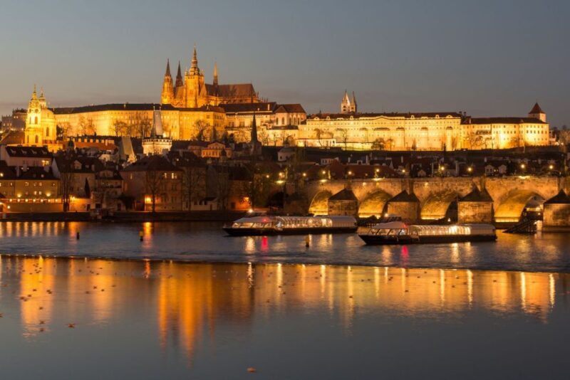 Prague: Sightseeing Dinner Cruise on Open-Top Glass Boat - Final Thoughts
