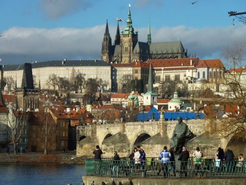 Prague Sightseeing Tour with Lunch - What to Expect During the Day