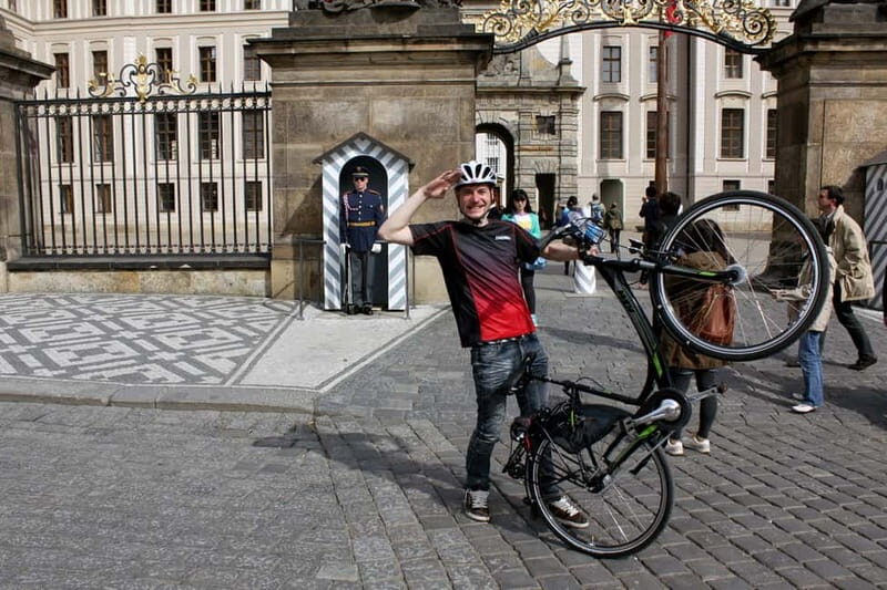 Prague: Small Group or Private Bike City Tour - Key Points: