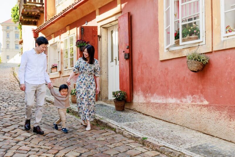 Prague Sunrise Photoshoot + Walking Tour - Key Points