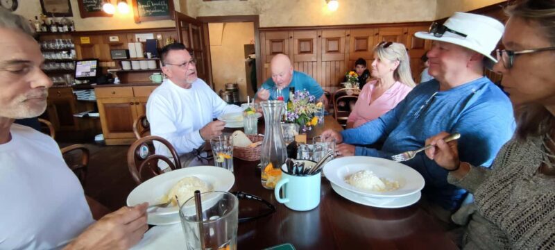 Prague to eský Krumlov Tour (Hluboká & Holaovice optional) - Key Points