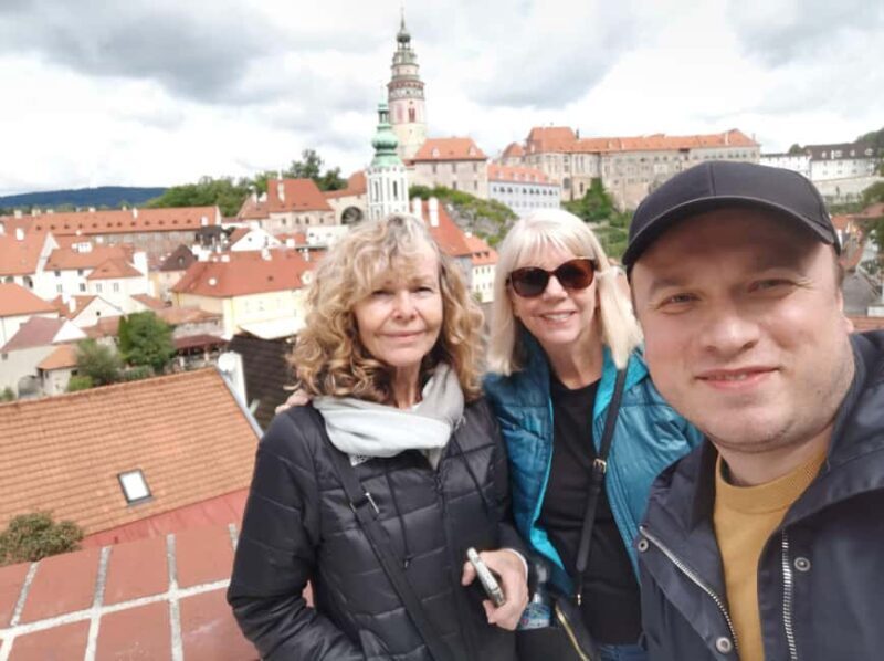 Prague to eský Krumlov Tour (Hluboká & Holaovice optional) - Free Time to Wander and Relax