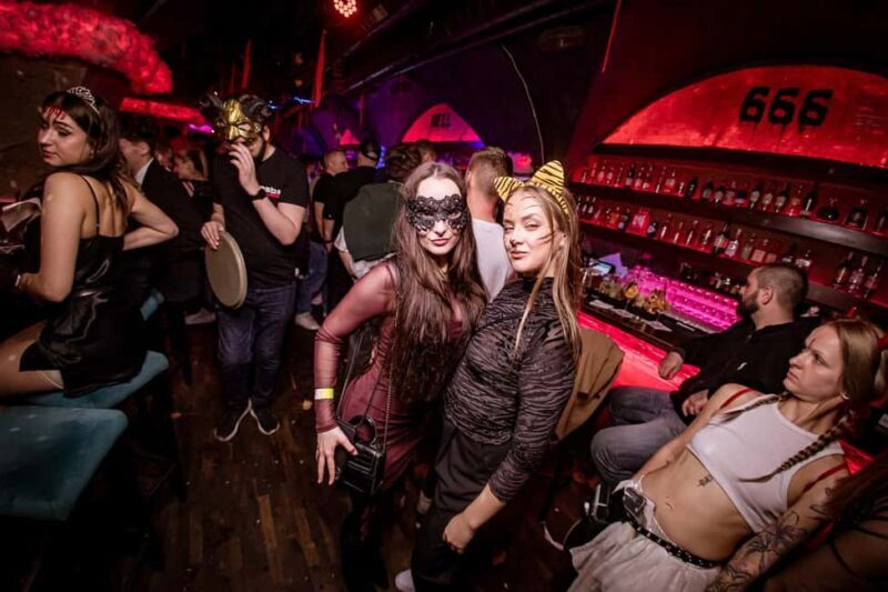 Prague: VIP Club Night with Table, Drinks, and Limo - FAQ