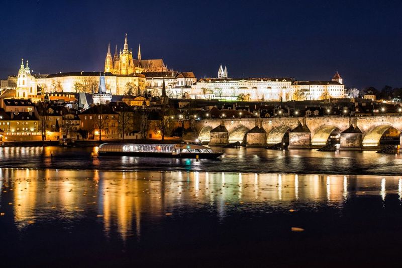 Prague: Vltava River Night Cruise with Buffet - The Buffet Dinner: What’s Included, What’s Likely to Taste Good
