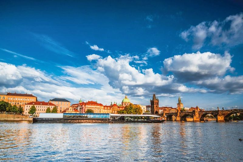 Prague: Vltava River Night Cruise with Buffet - Drinks, Wine, and the Cost Question That Actually Matters