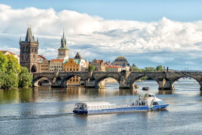 Prague: Vltava River Sightseeing Cruise - Key Points