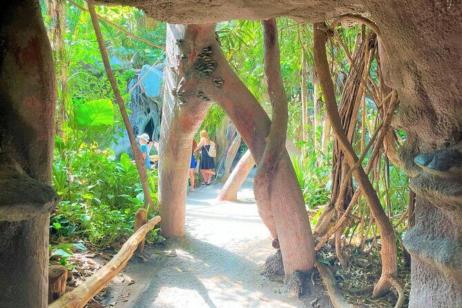 Prague Zoo Ticket with Online Audio Guide - Key Points