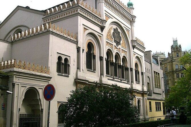 Prague's Jewish Quarter: A Self-Guided Audio Tour - Spanish Synagogue