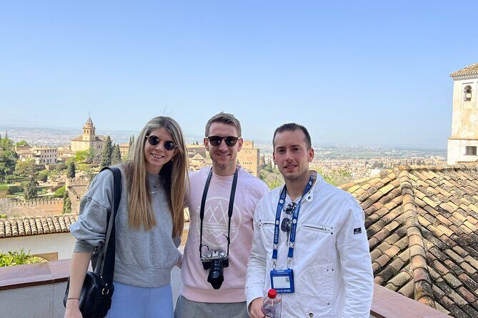 PREMIUM 2 Hour Alhambra and Generalife Tour + tickets - Exploring the Major Stops