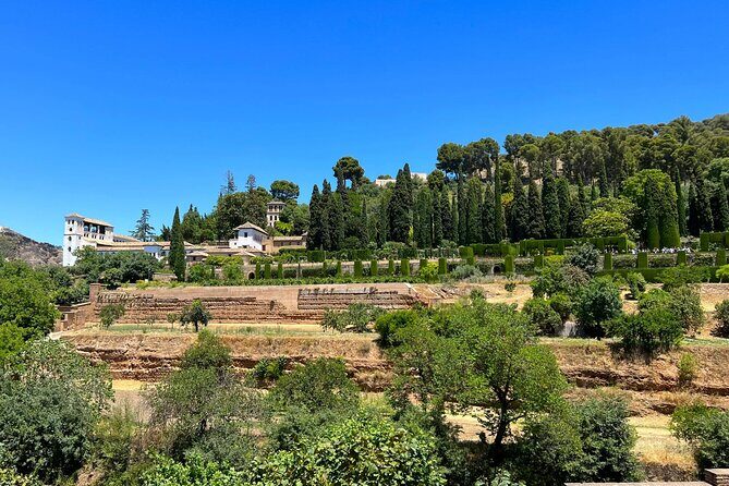 PREMIUM 2 Hour Alhambra and Generalife Tour + tickets - Final Thoughts: Is This Tour Right for You?