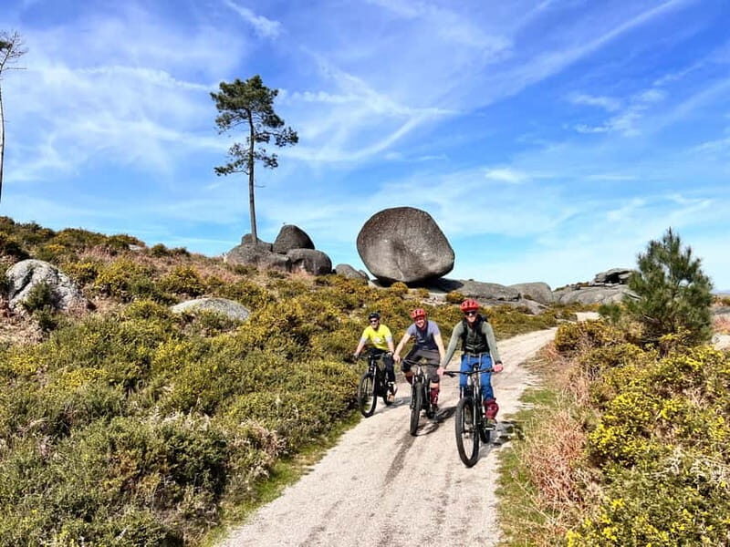 Premium e-MTB Tour in Geres with typical lunch - Key Points