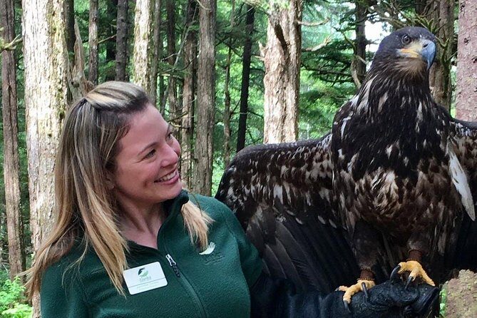 PREMIUM Sitka Scenic Tour - Alaska Raptor Center: Birds of Prey Up Close