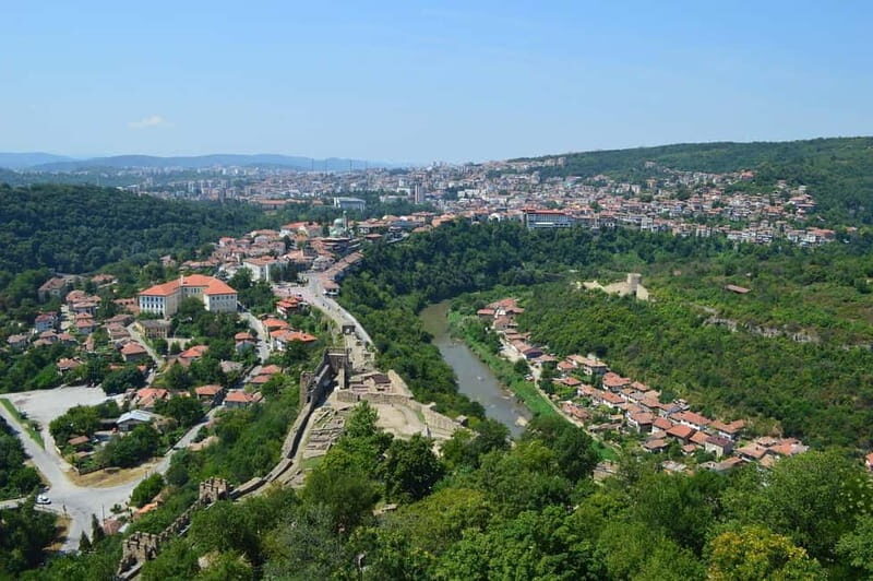 PREMIUM TOUR SMALL GROUP Bucharest DayTrip to Veliko Tarnovo - Key Points