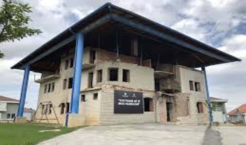 Pristina: Day Tour with Bear Sanctuary and Gadima Cave - Key Points