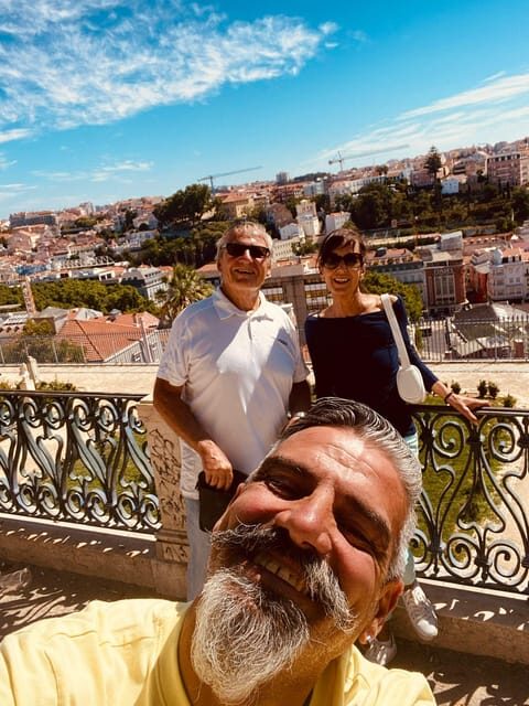 Privat Walking Tour in Alfama, Baixa, Chiado - Key Points