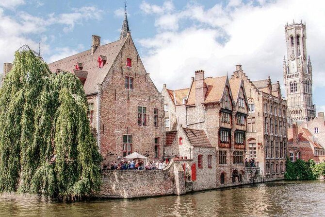 Private 12-hour round transfer to Belgium (Bruges) from Paris - Key Points