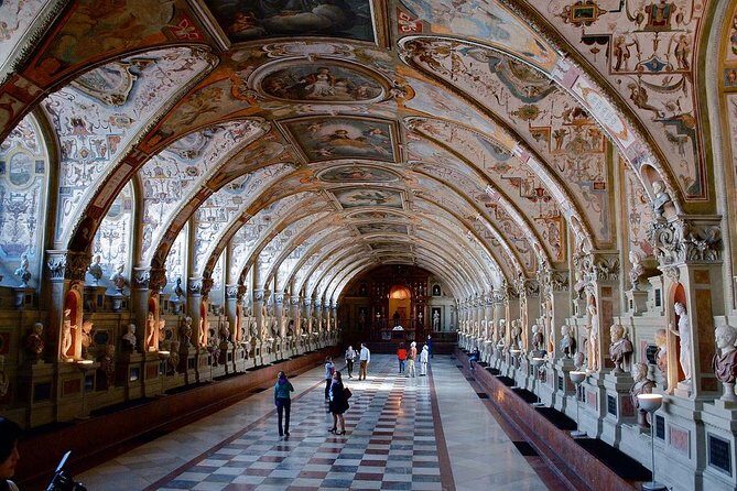 Private 2.5 hour city tour of Munich with driver/guide - What to Keep in Mind