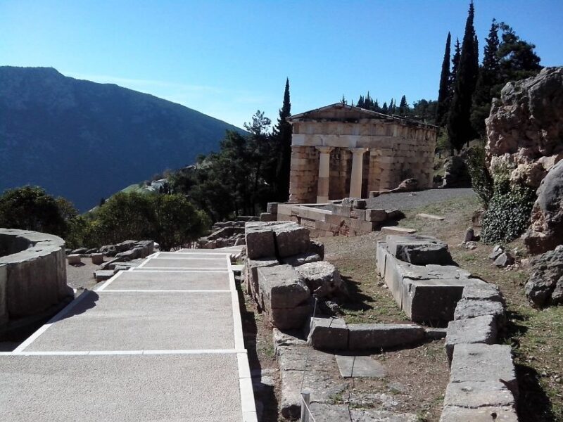 Private 2-Day Tour to Delphi, Meteora & Thermopylae - Final Thoughts