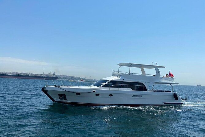 Private 2-Hour Bosphorus Cruise with Yacth - Who Would Love This?