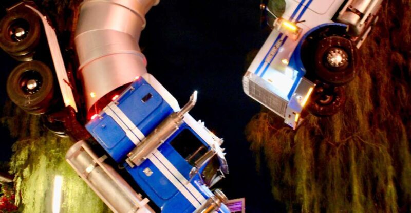 Private 2-Hour LV Limo Tour with Champagne and LV Goodies - The Pros and Cons of This Tour