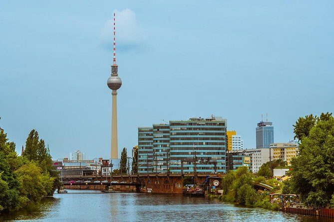 Private 2-Hour Sightseeing Tour in Berlin - The Experience: What You’ll Get