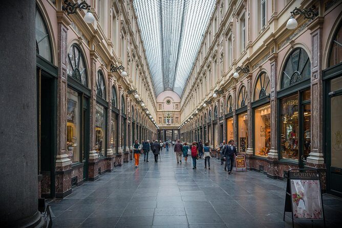 Private 2-Hour Sightseeing Tour in Brussels - Key Points