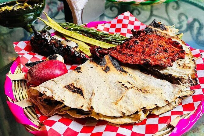 Private 2-Hour Tlayuda Preparation Class - An In-Depth Look at the Tlayuda Class