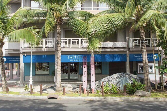 Private 2 Hour Walking Tour in Papeete - Key Points