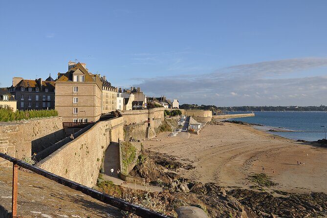 Private 2-hour Walking Tour of Saint Malo with private official tour guide - What’s Included and What’s Not