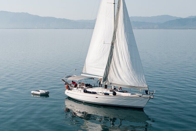 Private 2 Hours Sunset Cruise To Klima - A Perfect Evening on the Water: Private Sunset Cruise to Klima