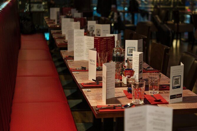 Private 3-Hour Scottish Dinner and Folk Music Experience - How the Evening Unfolds