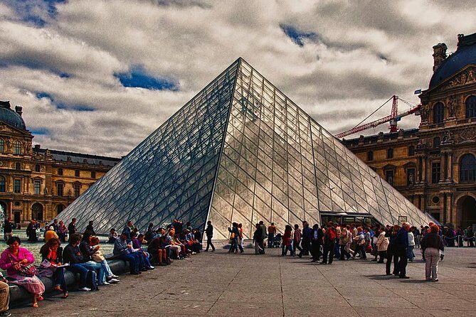 Private 3-hour tour in Louvre Museum with official tour guide - Practical Details & Value