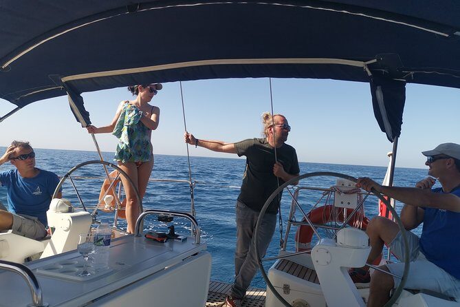 Private 3-hours afternoon SailingTour and Snorkeling with Food and Drinks - What the Experience Looks Like