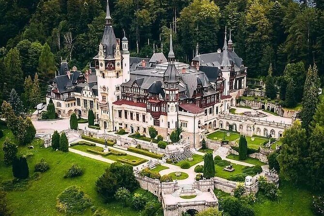 Private 4-Day Tour in Transylvania including Transfagarasan Road from Bucharest - Who Should Book This Tour?