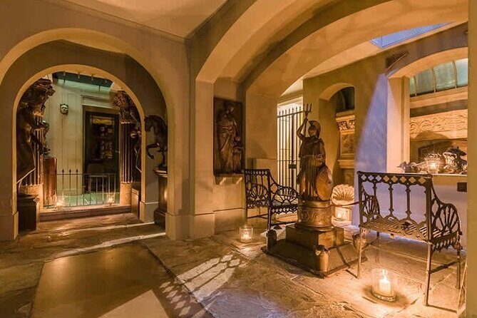 Private 4-Hour Guided Tour In the Footsteps of Jane Austen in London - Twinings Tea Shop: A Little Nostalgia