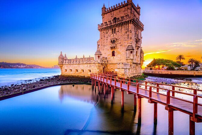 Private 4-Hour Lisbon City Highlights Tour by Tuktuk - Pickup and Start