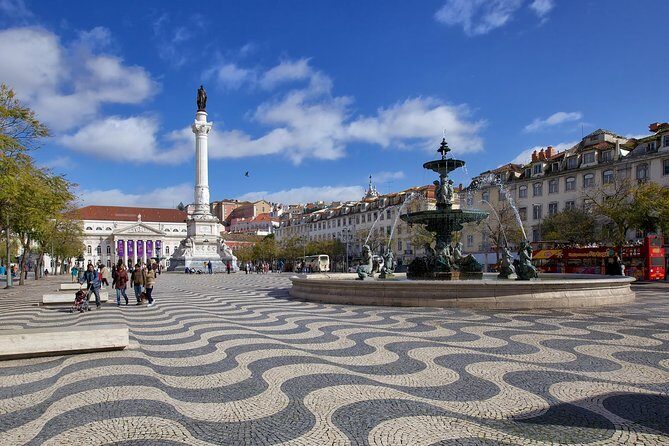 Private 4-hour Walking Tour of Lisbon with official tour guide - FAQ