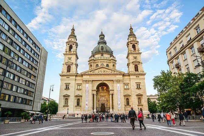 Private 4-hours City Tour of Budapest with private guide and Hotel Pick-up - The Experience: What to Expect During Your Budapest Tour