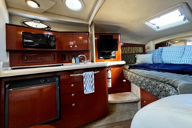 Private 4 Hours Sea Ray 34 Foot Yacht Rental in Miami - Practical Details and Considerations