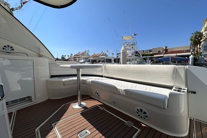 Private 42-foot luxury yacht tour in Los Cabos - Who Is This Tour Best Suited For?