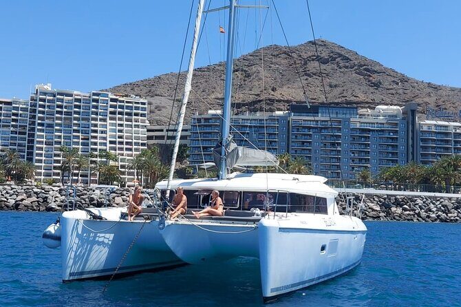 Private 5 hour catamaran cruise in south of Gran Canaria - Key Points