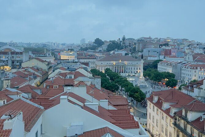 Private 6 or 10 Food Tasting and City Highlights Tour in Lisbon - Who Should Consider This Tour?