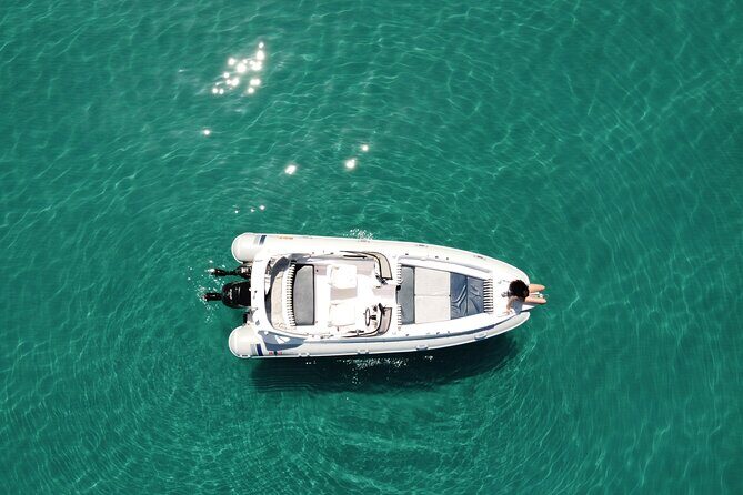 Private 7m 250hp speed boat tour Shipwreck Blue caves up to 8pax - Pricing and Value