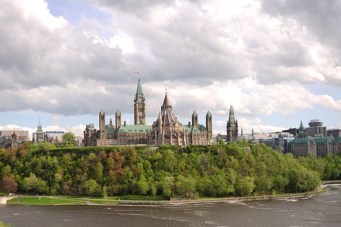 Private 8-hour Tour to Ottawa from Montreal - Hotel pick up and drop off - Is It Worth the Cost?