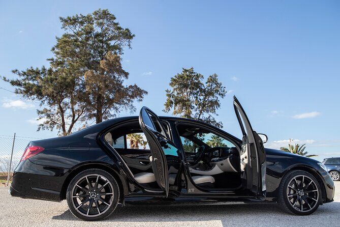 Private Airport, Port and Hotels Transfer in Athens - Detailed Breakdown of the Transfer Experience