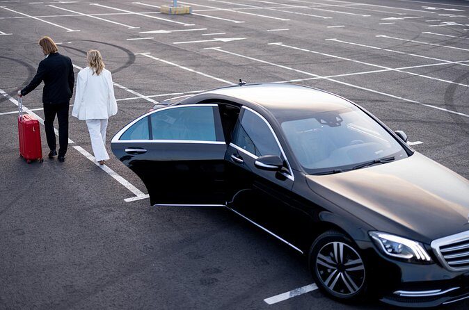 Private Airport SUV VIP Transfer from or to SFO to Marin County - The Sum Up