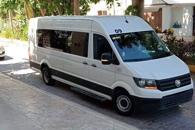 Private Airport Transfer from and to Cancun - Who Would This Suit Best?