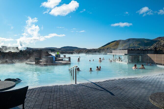 Private Airport Transfer with Blue Lagoon - Admission included - Who Should Consider This Tour?