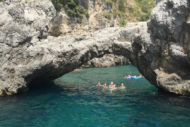 Private Amalfi Coast Boat Trip from Positano, Praiano or Amalfi - FAQs
