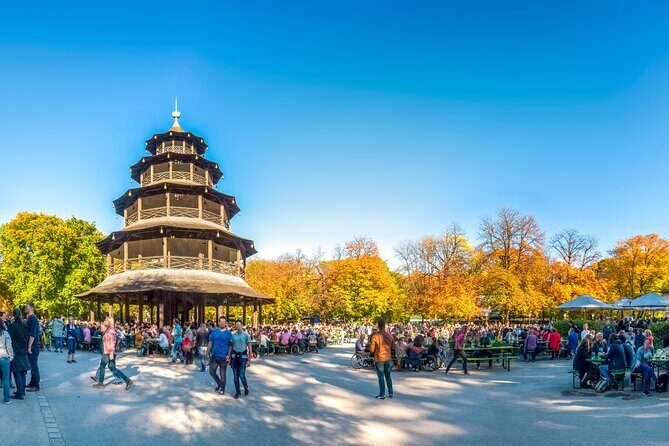 Private and full rickshaw tour in the English Garden - An Introduction to the Rickshaw Tour in Munich’s English Garden